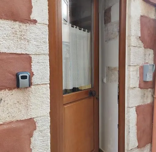 Cozy House In The Old Town Chania (Crete)