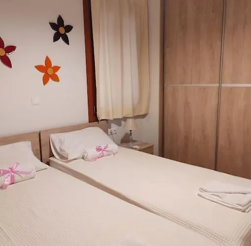 Апартаменты Cozy House In The Old Town