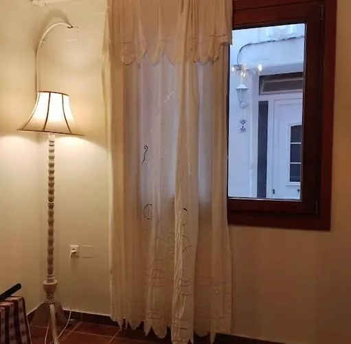 Cozy House In The Old Town Апартаменты *